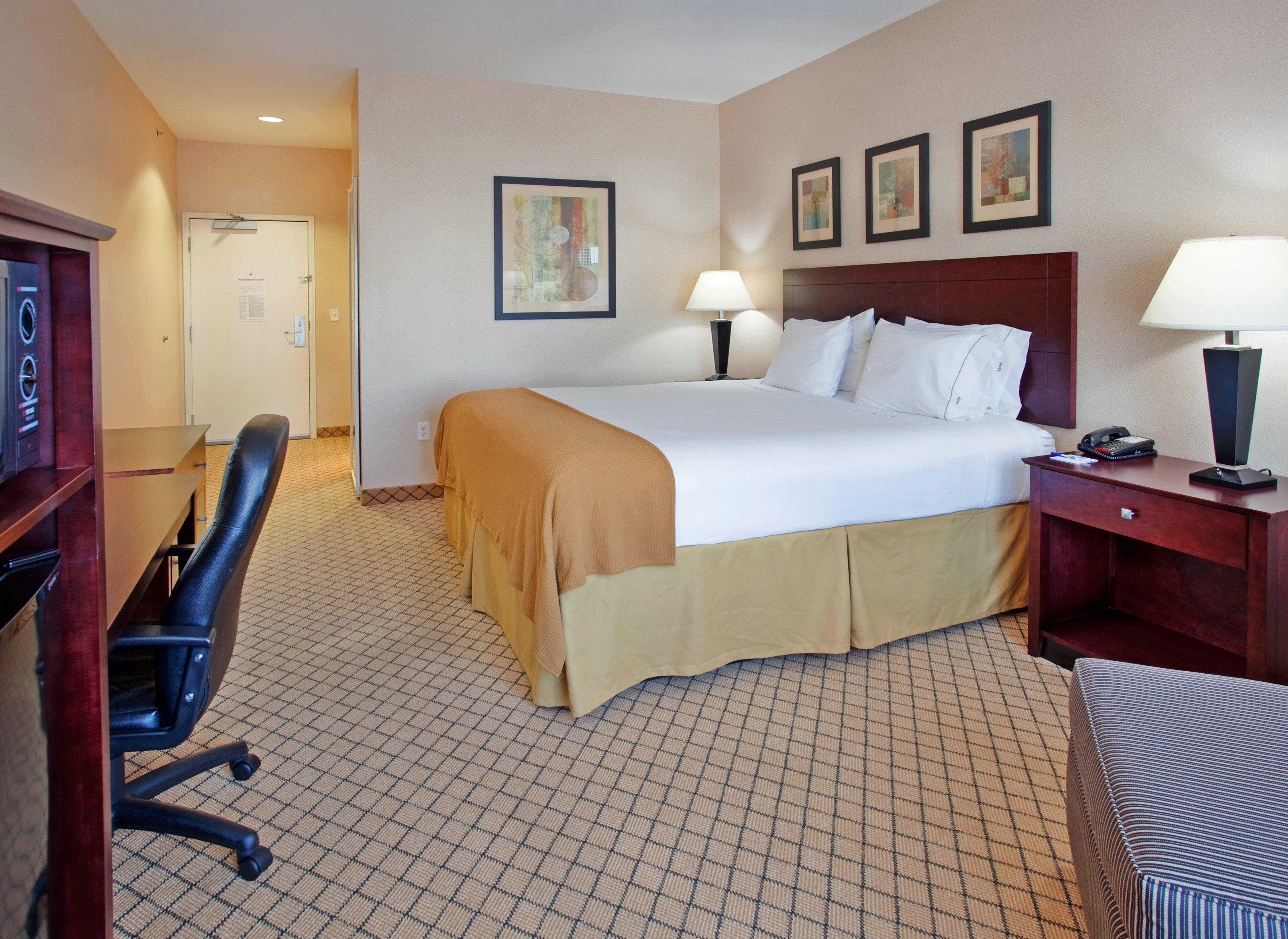 Holiday Inn Express Hotel & Suites Wichita Airport By Ihg Zewnętrze zdjęcie