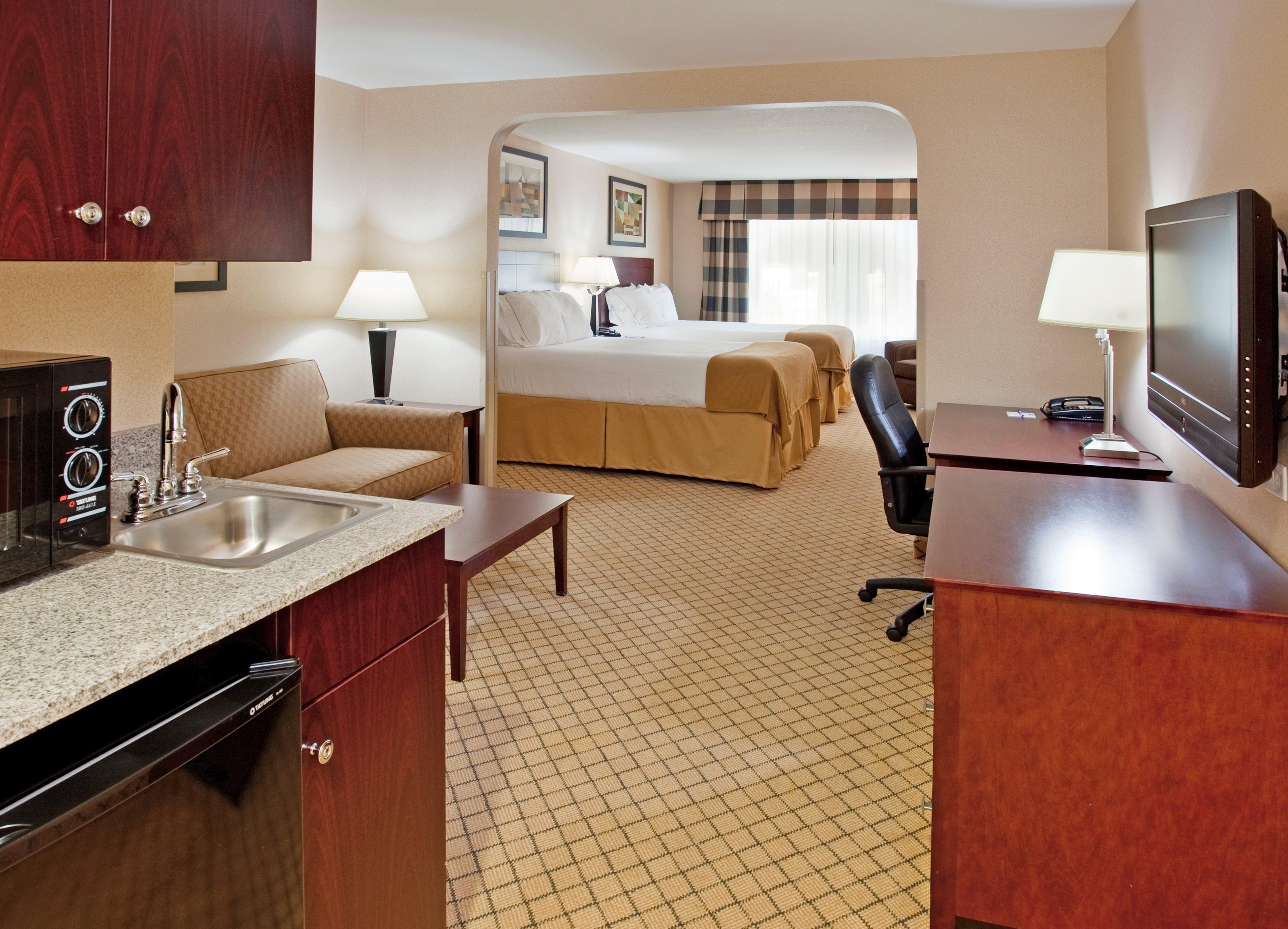 Holiday Inn Express Hotel & Suites Wichita Airport By Ihg Zewnętrze zdjęcie